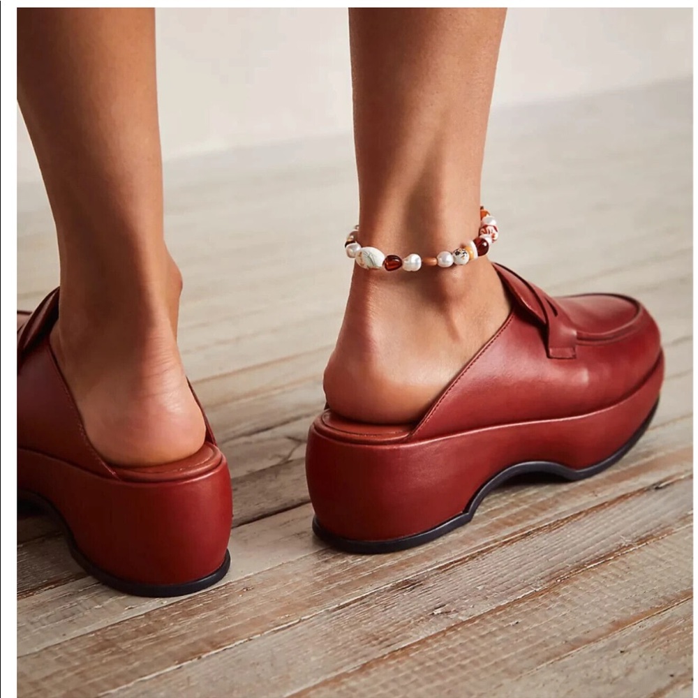 Free People mules brand new